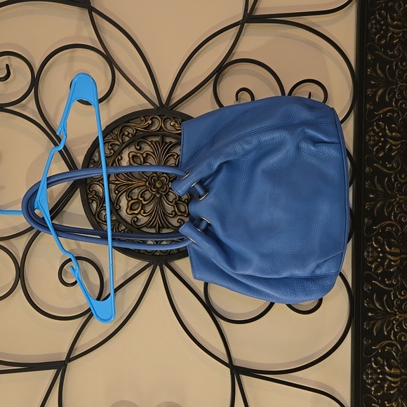 Michael Kors Pebble Leather Drawstring Shoulder Bag - EUC - Picture 4 of 8